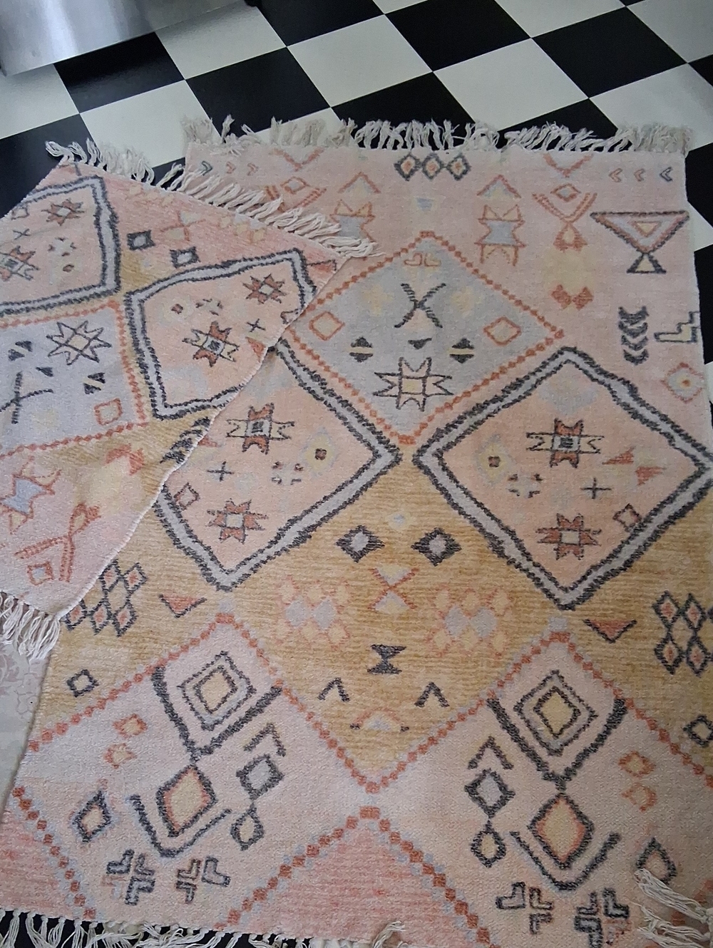 Urban Outfitters Boho Geometric Fringe Rug Set of 2 in Peach